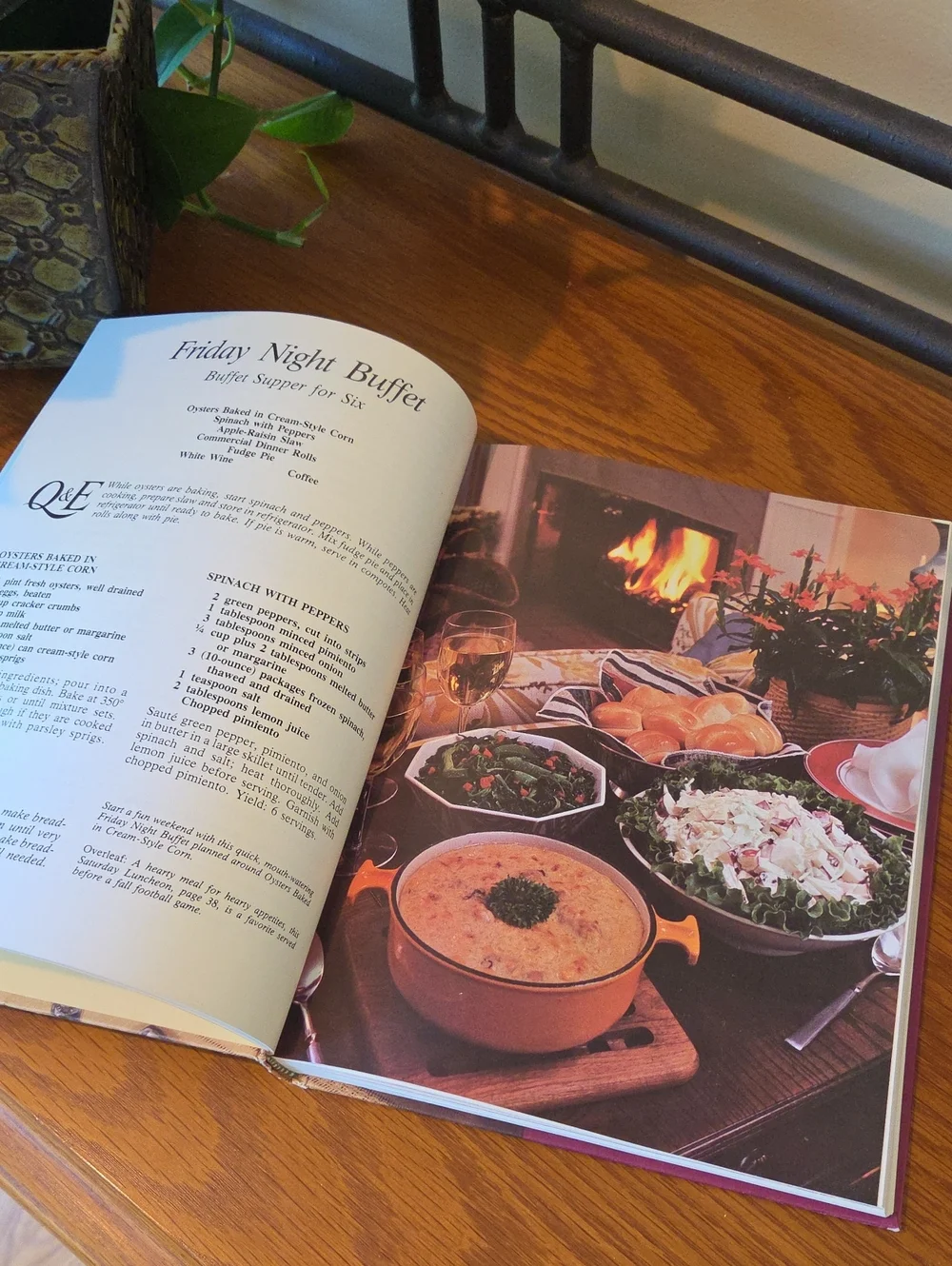 Vtg Southern Living Quick & Easy Cookbook- Menus, Recipes & Tips